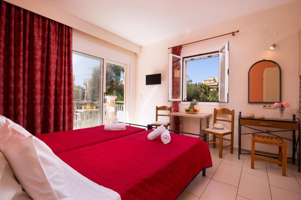Odysseus Apartments By Hotelius Agios Gordios  Exteriér fotografie